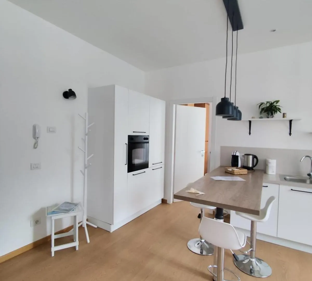 Casa Margherita, Nuovo Appartamento In Centro メナッジョ イタリア