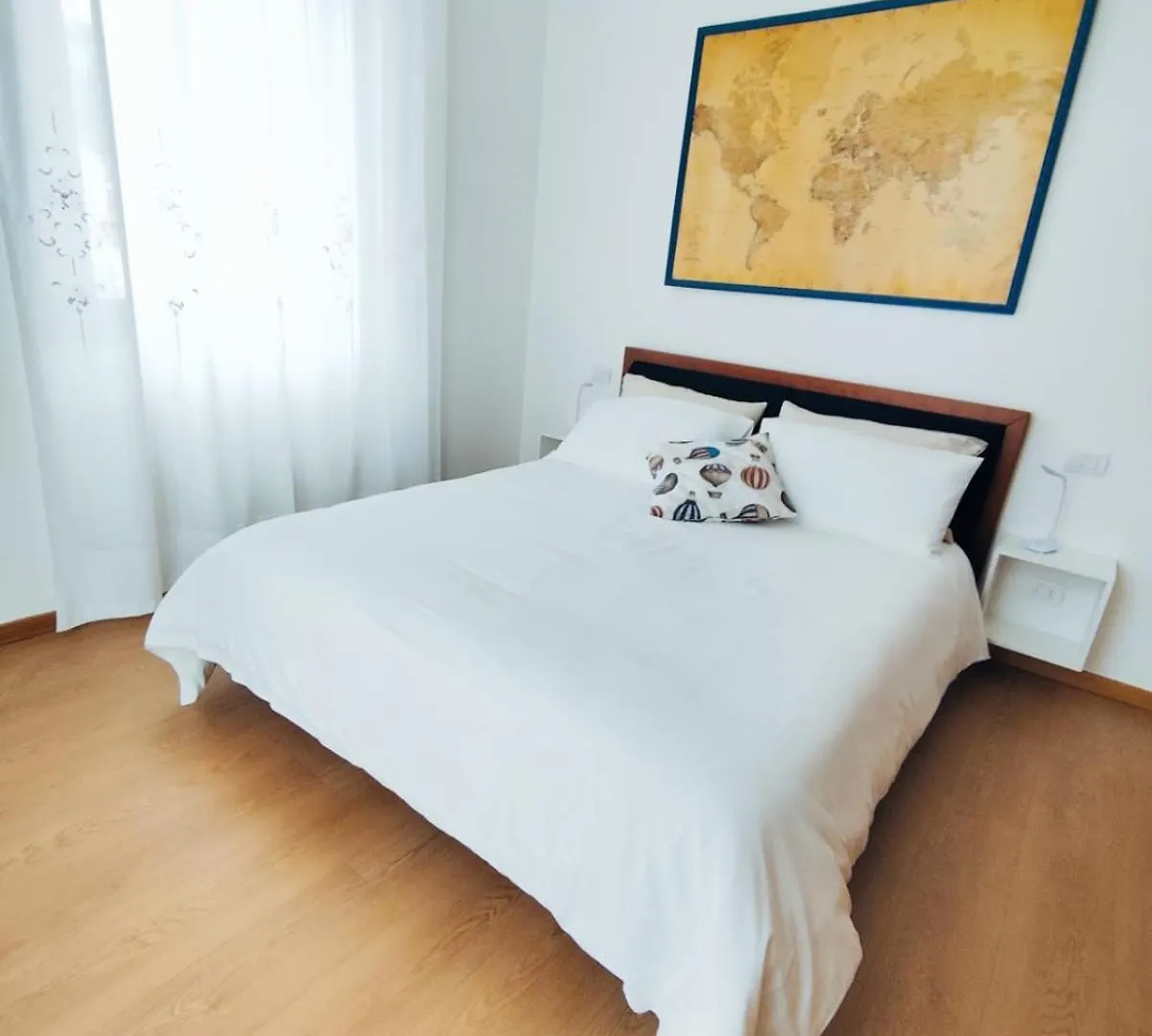 Casa Margherita, Nuovo Appartamento In Centro メナッジョ 0*,